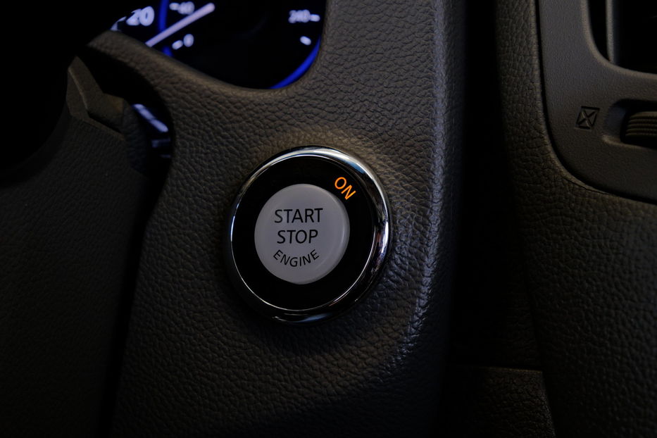 Продам Infiniti G25 2012 года в Одессе