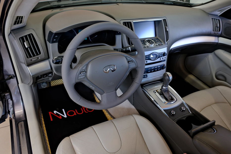 Продам Infiniti G25 2012 года в Одессе