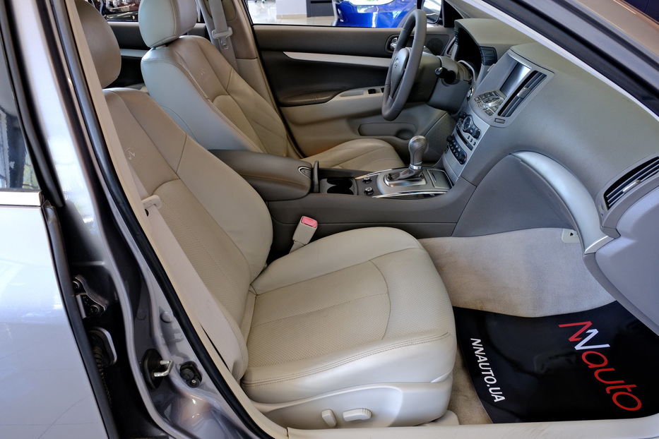 Продам Infiniti G25 2012 года в Одессе