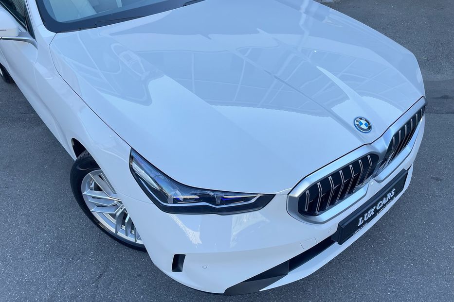 Продам BMW 540 i5 eDrive 40 2024 года в Киеве