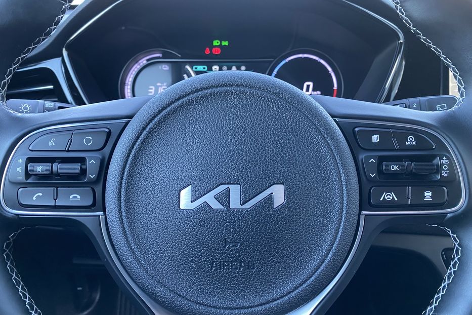 Продам Kia Niro 64кВт ТепловийПдгрвкермасидінь 2021 года в Львове