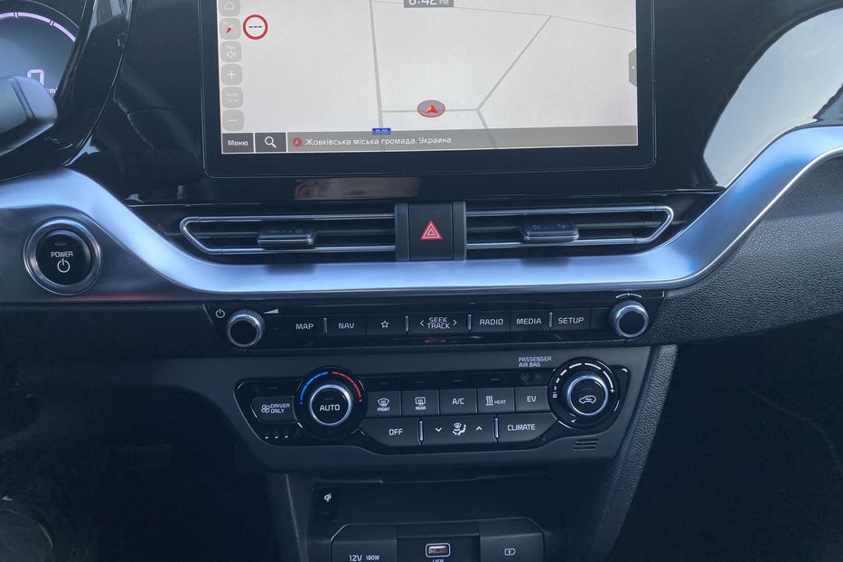 Продам Kia Niro 64кВт ТепловийПдгрвкермасидінь 2021 года в Львове
