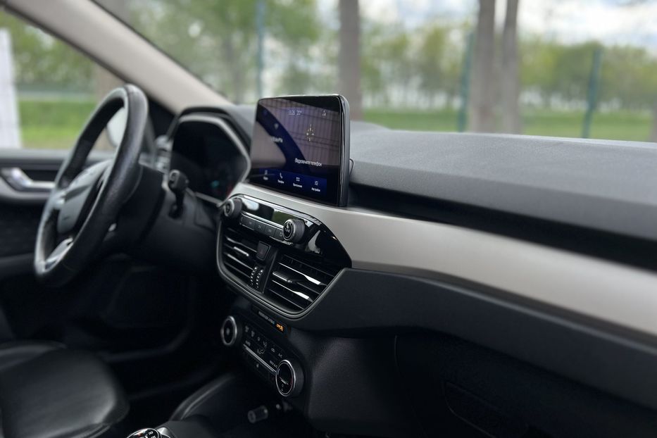 Продам Ford Escape SEL 4x4 (KOMIS) 2020 года в г. Умань, Черкасская область
