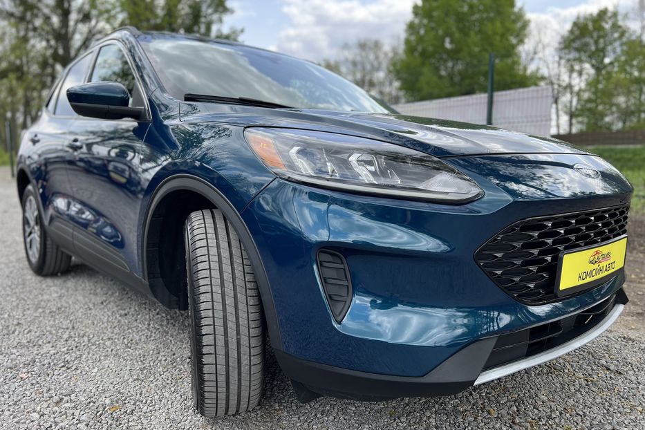 Продам Ford Escape SEL 4x4 (KOMIS) 2020 года в г. Умань, Черкасская область