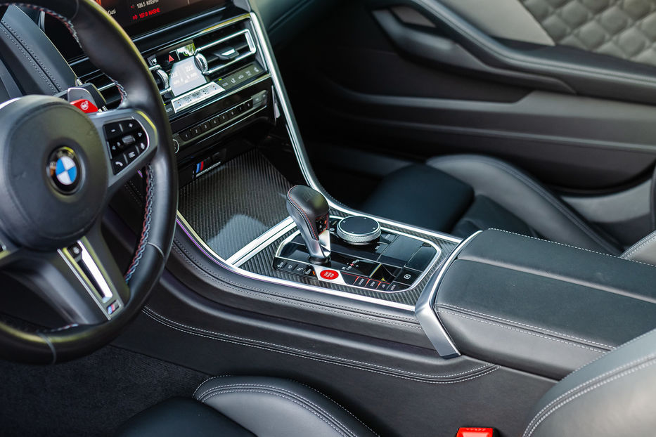 Продам BMW M5 M8 GranCoupe Competition 2019 года в Киеве