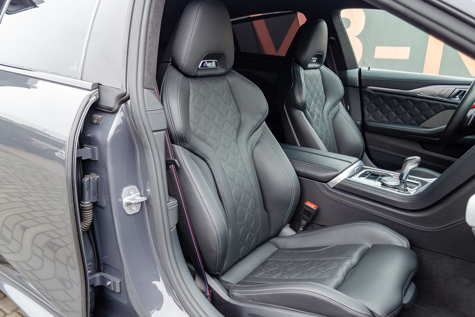 Продам BMW M5 M8 GranCoupe Competition 2019 года в Киеве