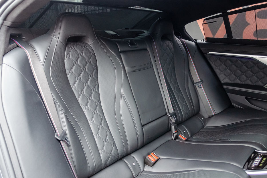 Продам BMW M5 M8 GranCoupe Competition 2019 года в Киеве