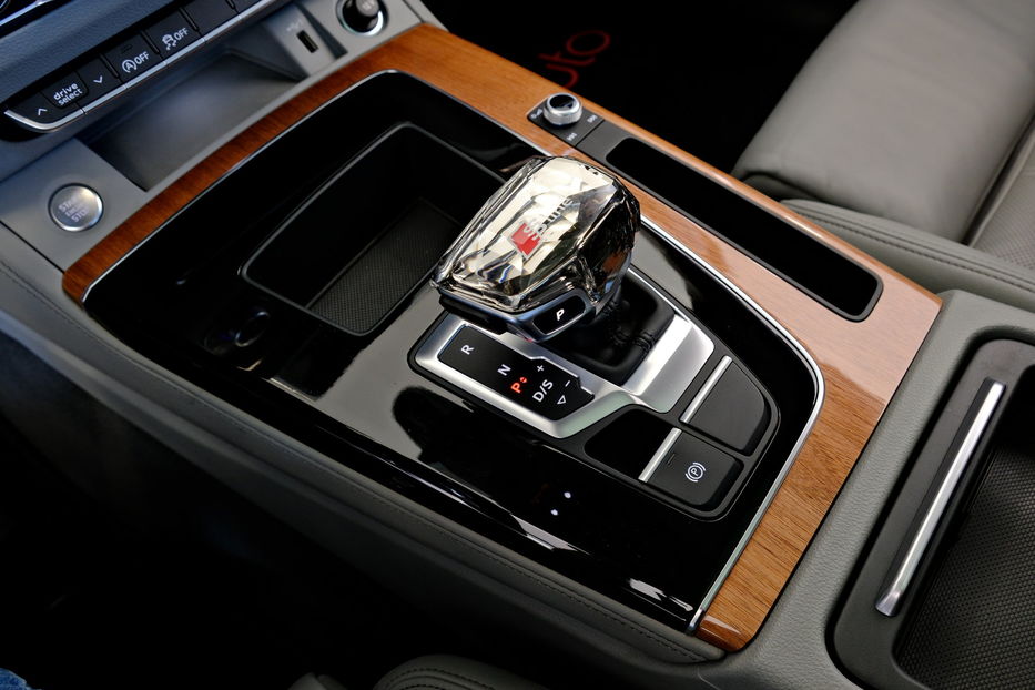 Продам Audi Q5 2022 года в Одессе