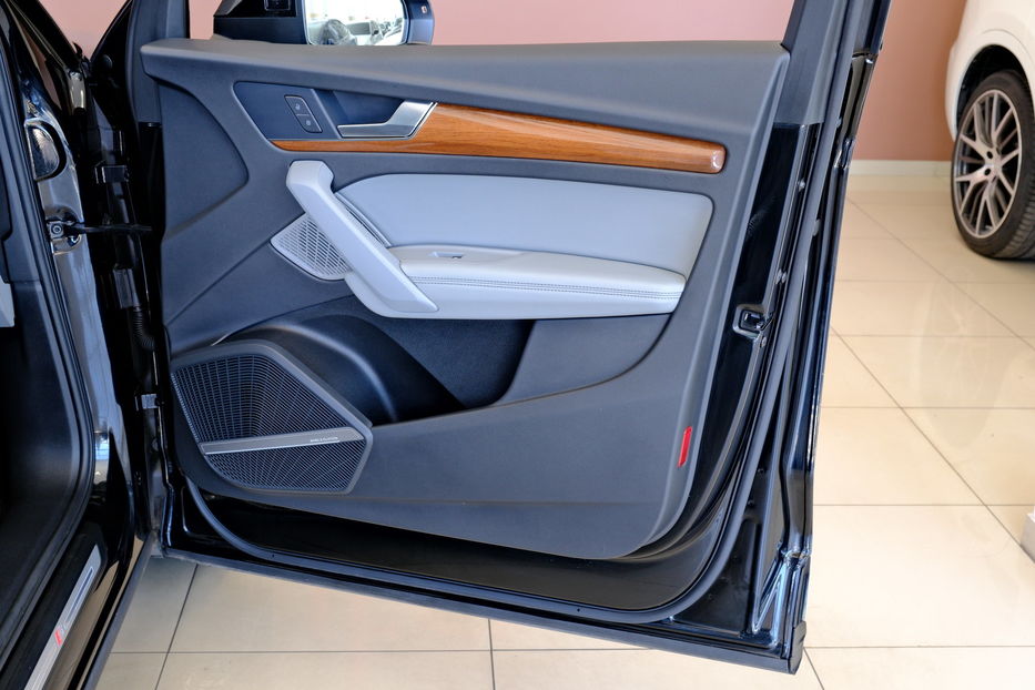 Продам Audi Q5 2022 года в Одессе