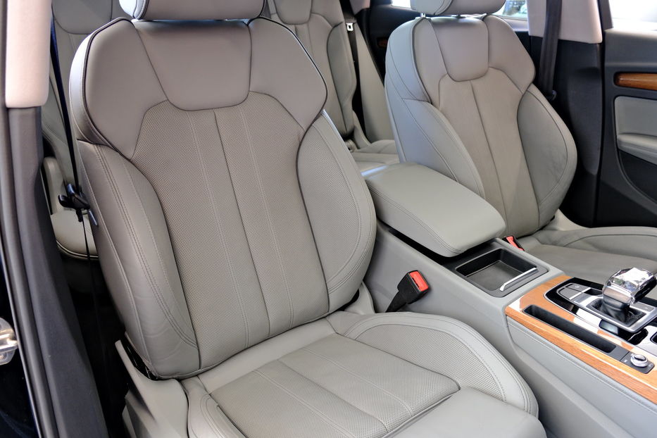 Продам Audi Q5 2022 года в Одессе