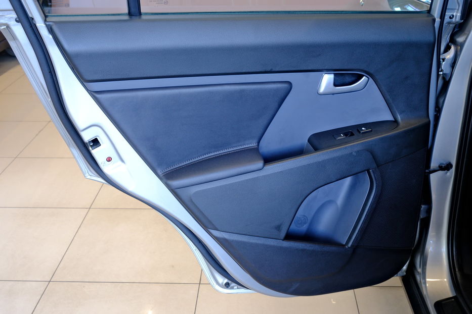 Продам Kia Sportage 2012 года в Одессе