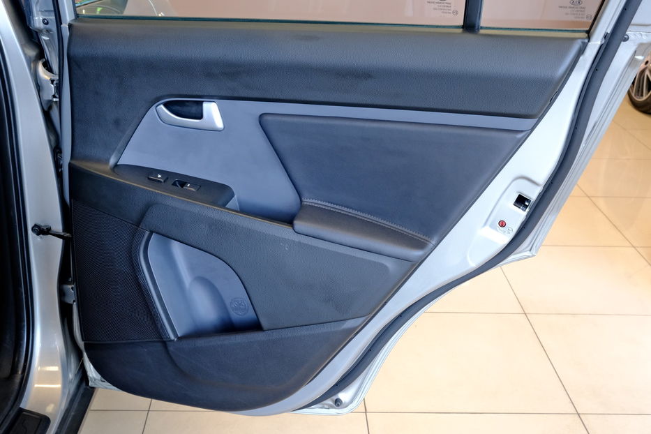 Продам Kia Sportage 2012 года в Одессе