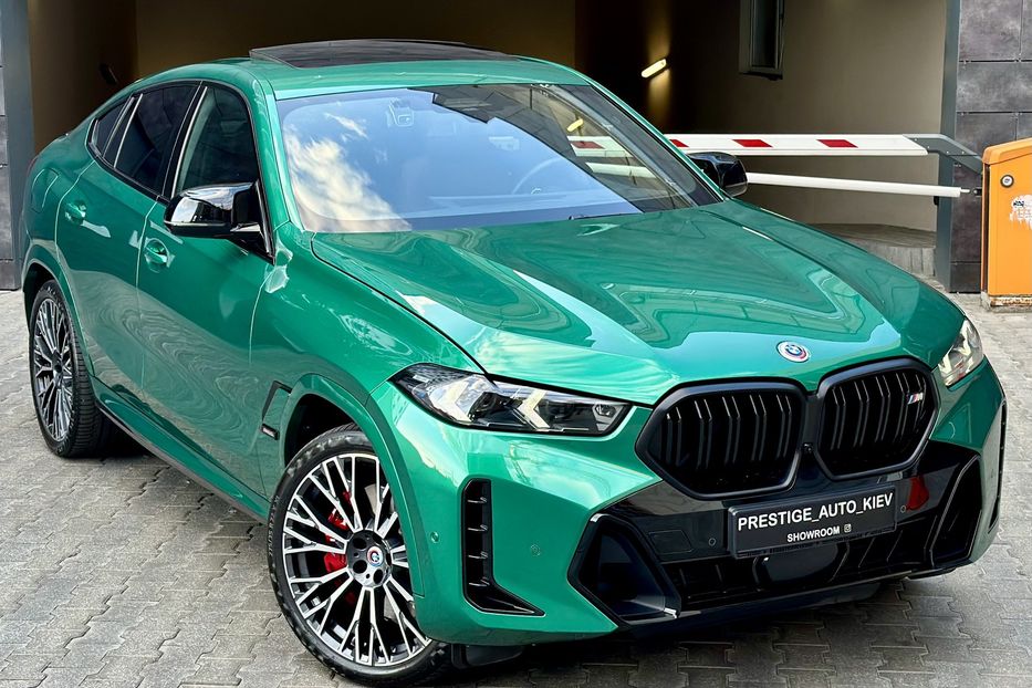 Продам BMW X6 M60i 2023 года в Киеве