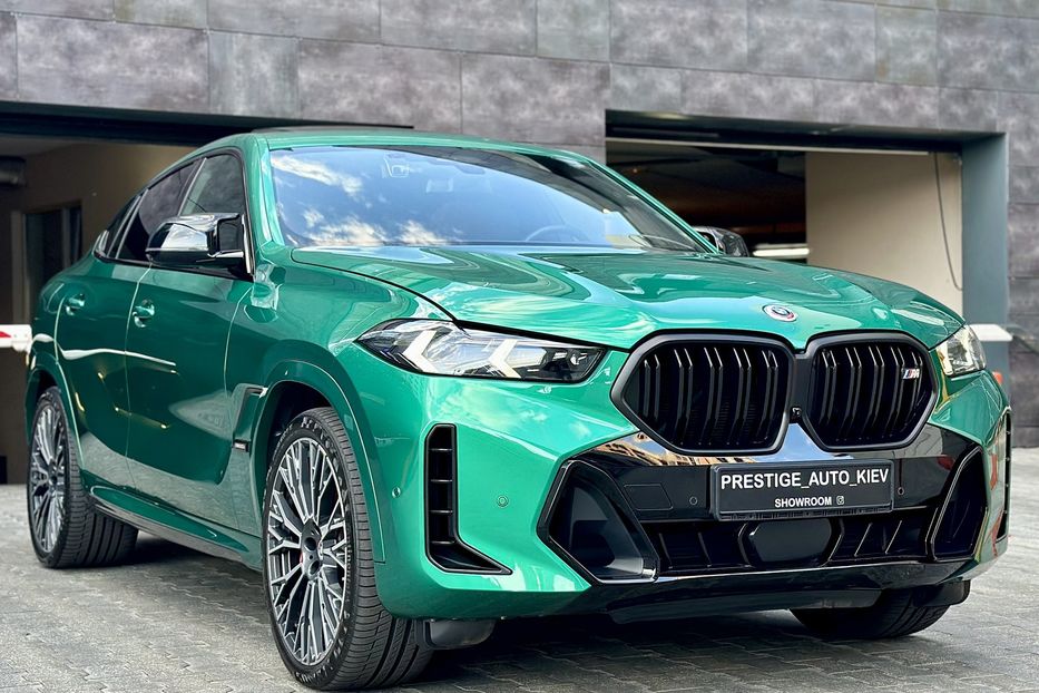 Продам BMW X6 M60i 2023 года в Киеве