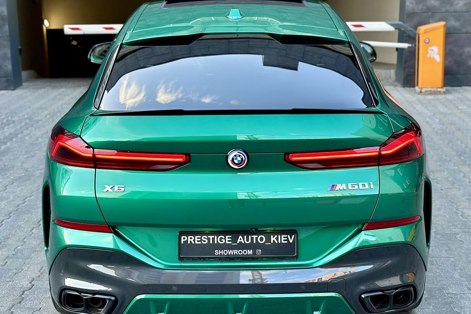 Продам BMW X6 M60i 2023 года в Киеве