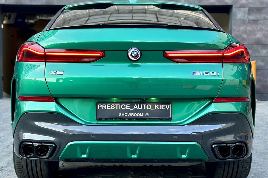 Продам BMW X6 M60i 2023 года в Киеве