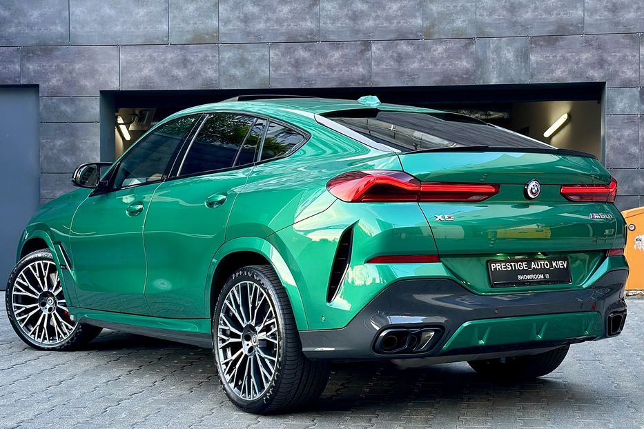 Продам BMW X6 M60i 2023 года в Киеве