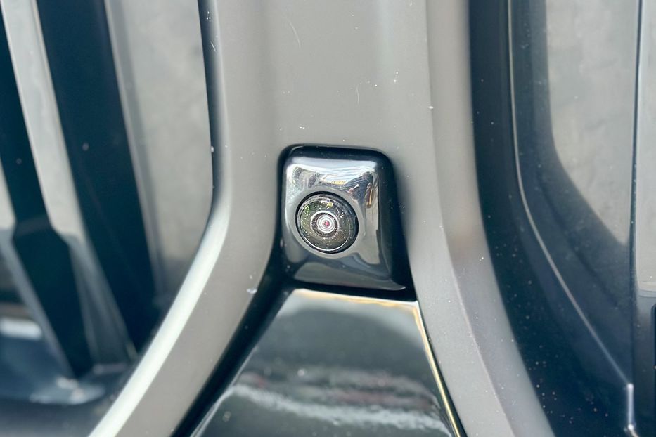 Продам BMW X6 M60i 2023 года в Киеве