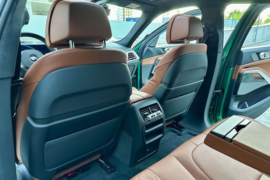Продам BMW X6 M60i 2023 года в Киеве