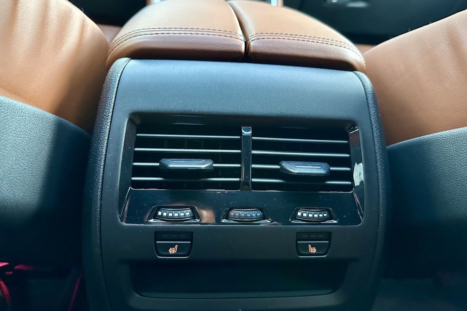 Продам BMW X6 M60i 2023 года в Киеве