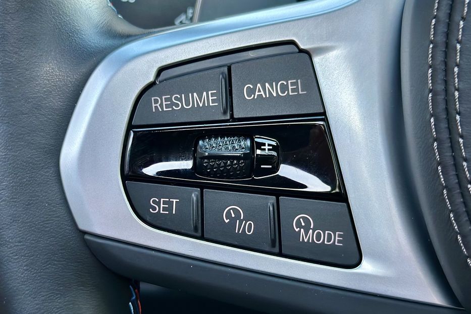 Продам BMW X6 M60i 2023 года в Киеве