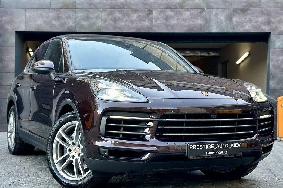 Продам Porsche Cayenne 2018 года в Киеве