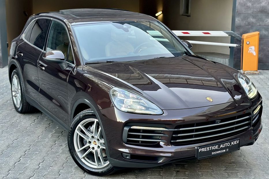Продам Porsche Cayenne 2018 года в Киеве