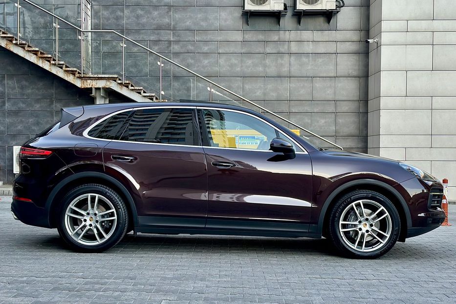 Продам Porsche Cayenne 2018 года в Киеве