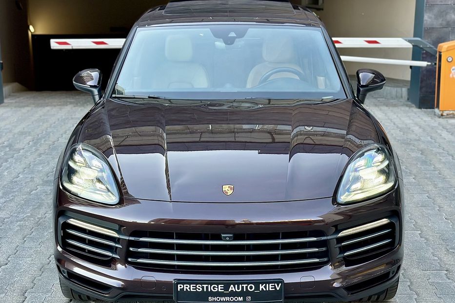 Продам Porsche Cayenne 2018 года в Киеве