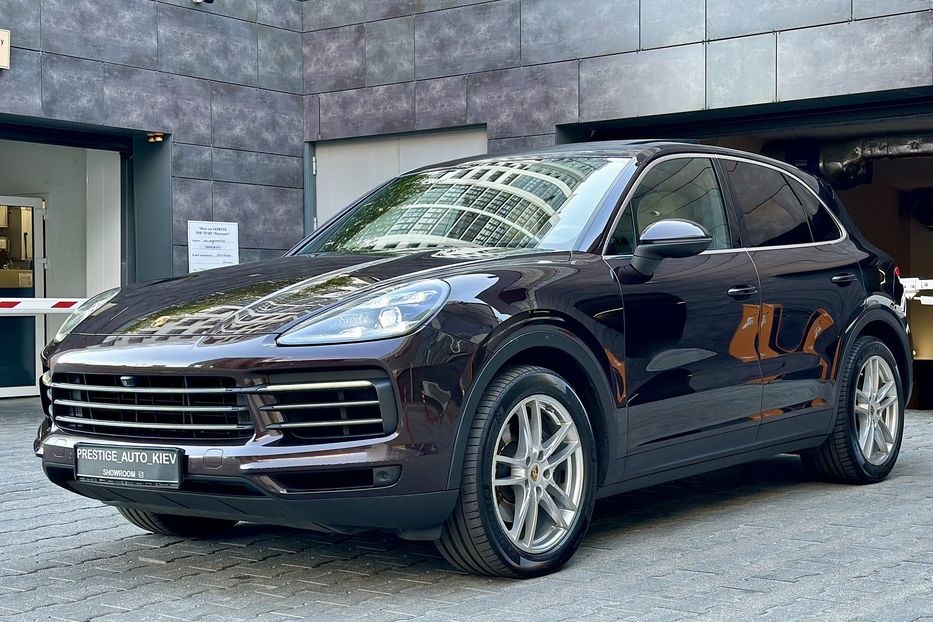 Продам Porsche Cayenne 2018 года в Киеве