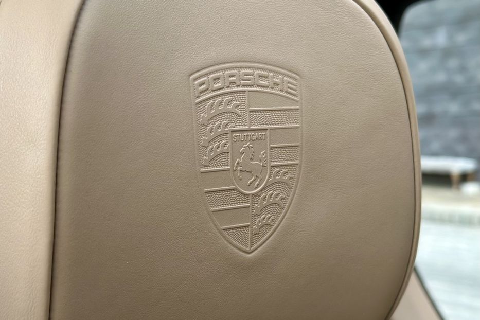 Продам Porsche Cayenne 2018 года в Киеве