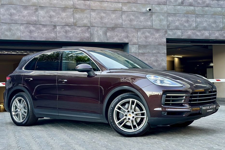 Продам Porsche Cayenne 2018 года в Киеве