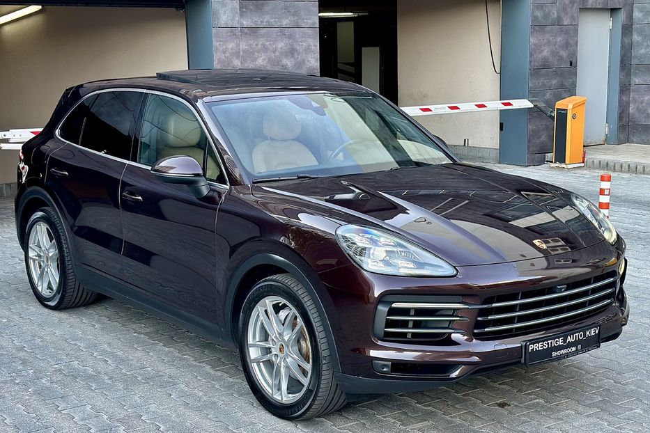 Продам Porsche Cayenne 2018 года в Киеве