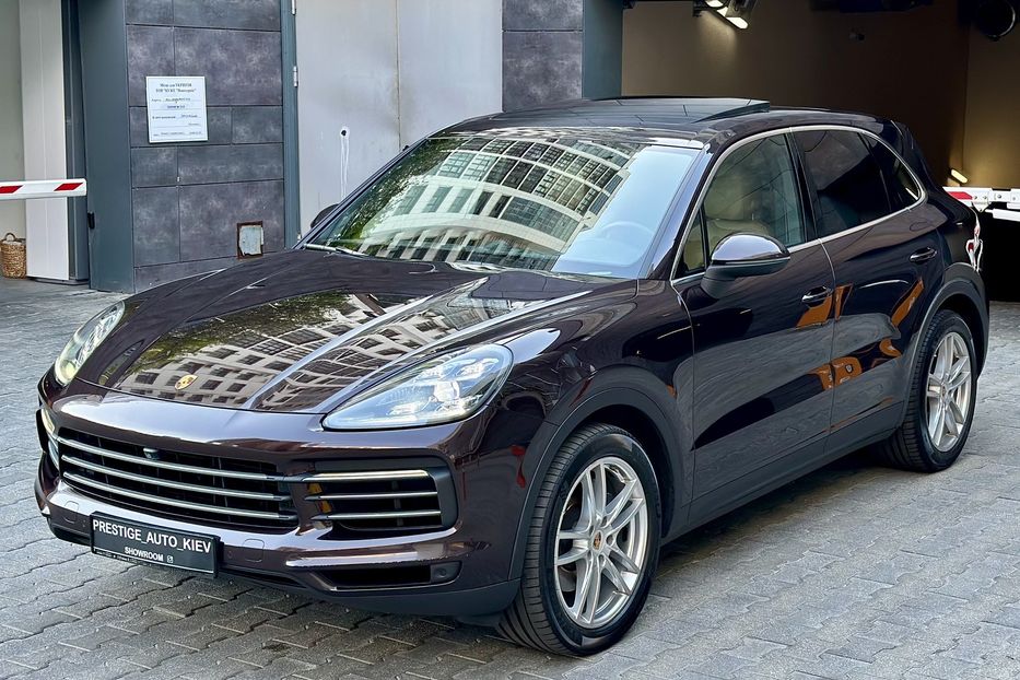 Продам Porsche Cayenne 2018 года в Киеве