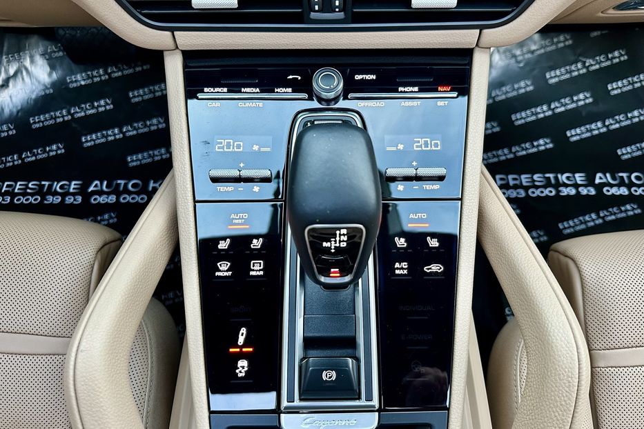 Продам Porsche Cayenne 2018 года в Киеве