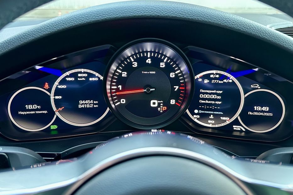 Продам Porsche Cayenne 2018 года в Киеве