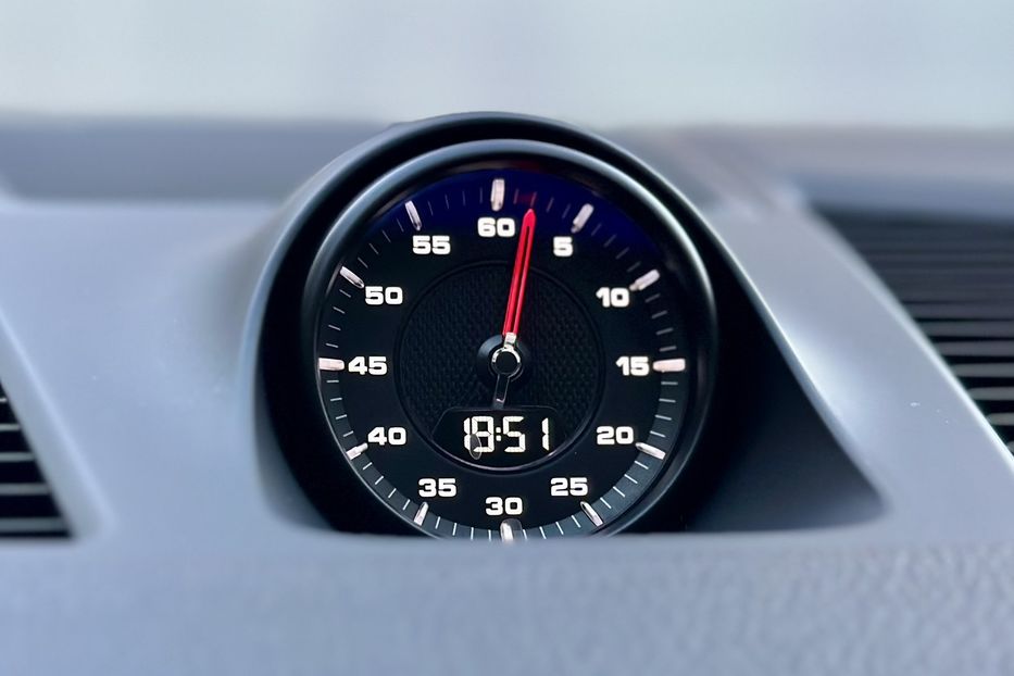 Продам Porsche Cayenne 2018 года в Киеве