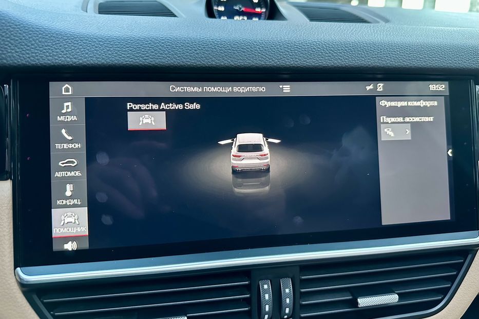 Продам Porsche Cayenne 2018 года в Киеве