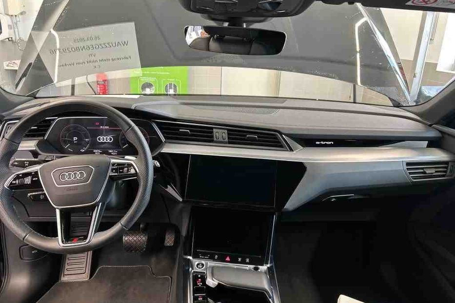 Продам Audi E-Tron 55 S Line quattro  2022 года в Львове