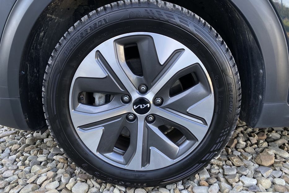 Продам Kia Niro ПідгрівсидінькермаСліпізониJBL 2021 года в Львове