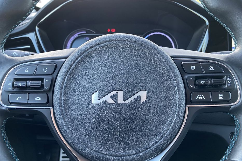 Продам Kia Niro ПідгрівсидінькермаСліпізониJBL 2021 года в Львове