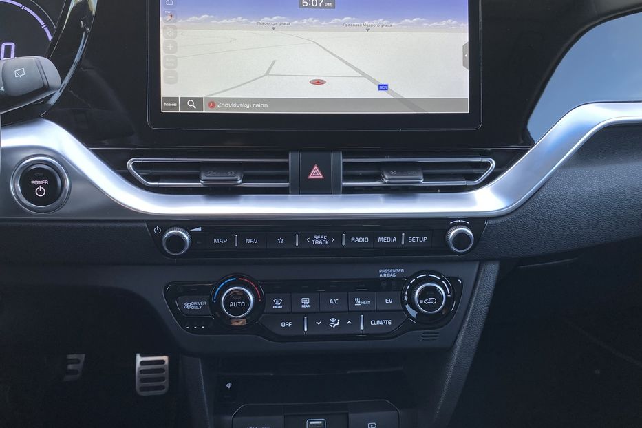 Продам Kia Niro ПідгрівсидінькермаСліпізониJBL 2021 года в Львове