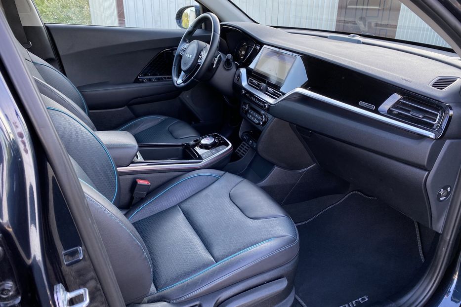 Продам Kia Niro ПідгрівсидінькермаСліпізониJBL 2021 года в Львове