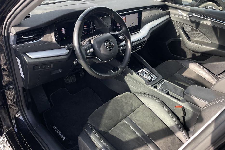 Продам Skoda Octavia  2.0 TDI 110kW 7-DSG Style 2021 года в Львове