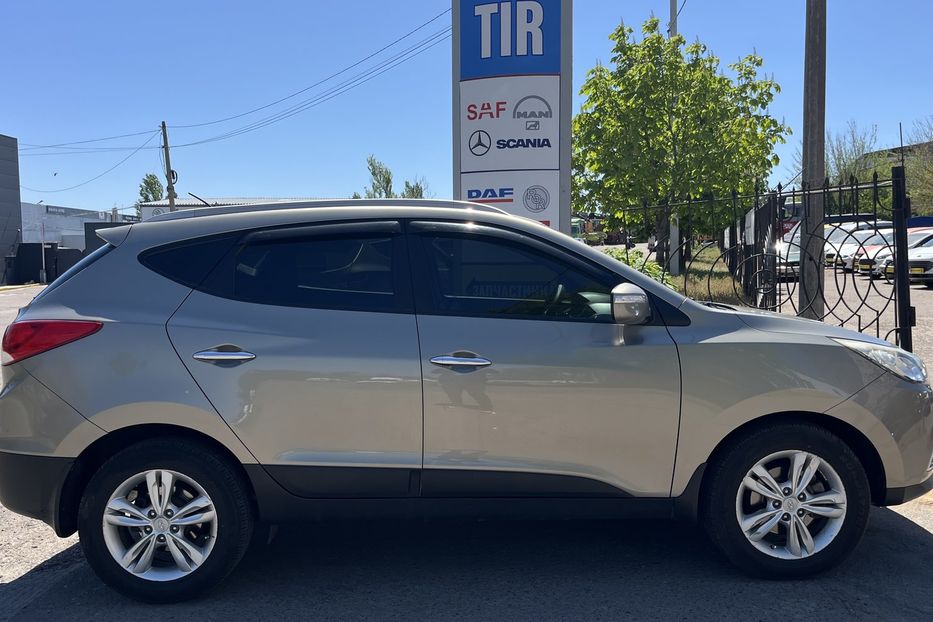Продам Hyundai IX35 Oficial 4x4 2011 года в Николаеве