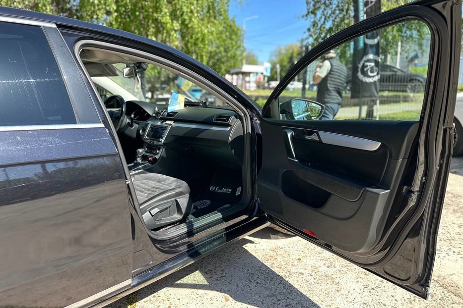 Продам Volkswagen Passat B7 2011 года в Черновцах