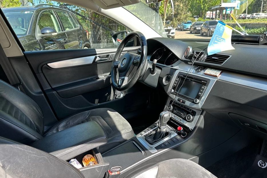 Продам Volkswagen Passat B7 2011 года в Черновцах