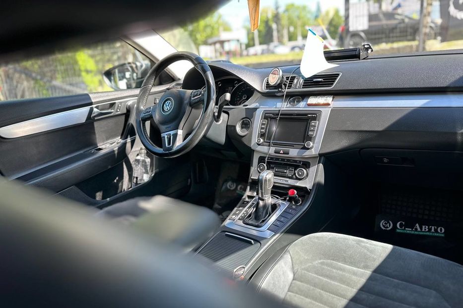Продам Volkswagen Passat B7 2011 года в Черновцах