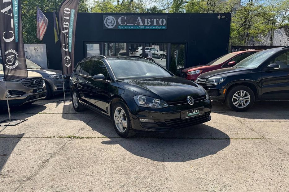 Продам Volkswagen Golf VII 2014 года в Черновцах