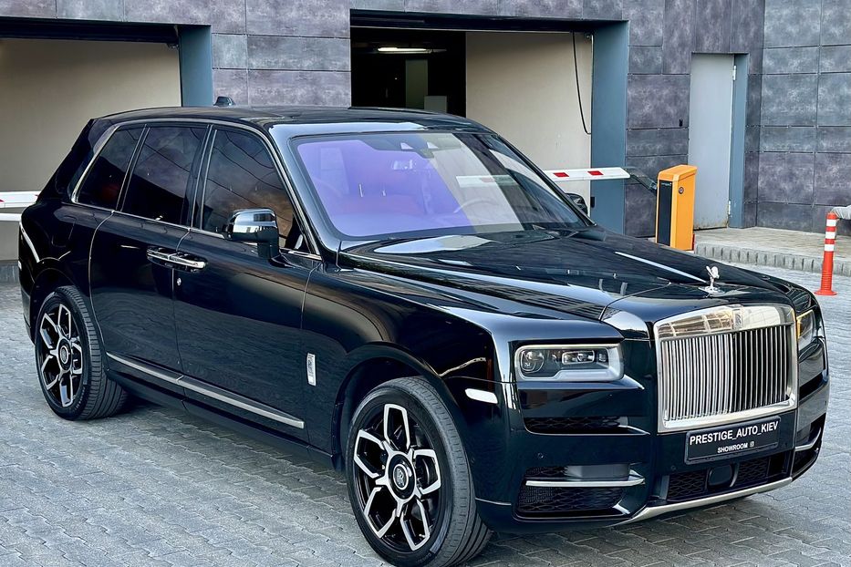 Продам Rolls-Royce Cullinan 2019 года в Киеве